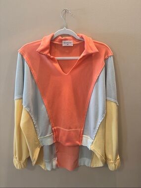EUC Colorblock V-Neck Pullover - Medium